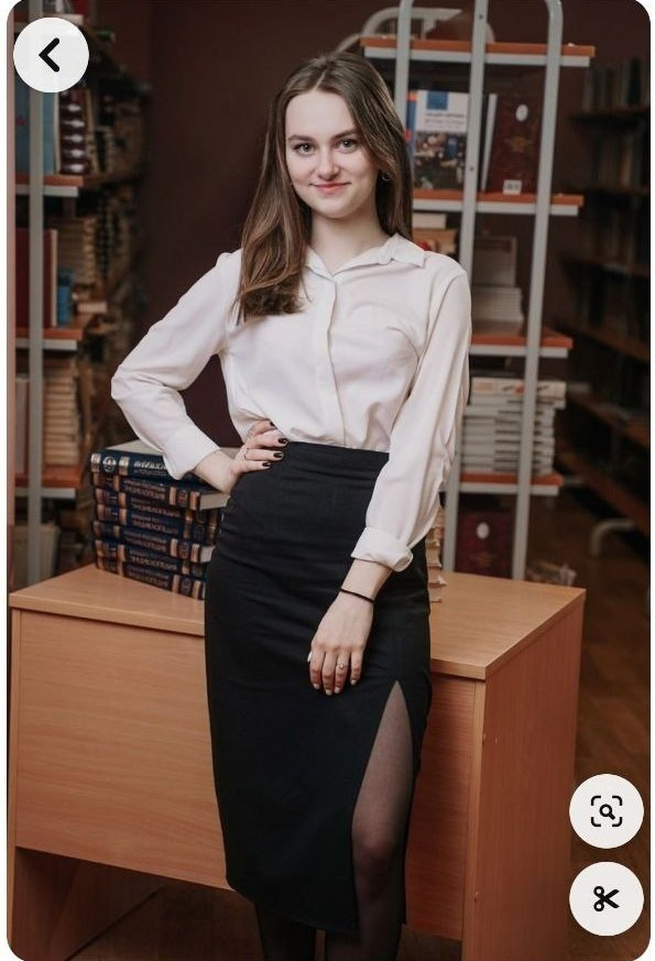 Примеры позировок для школьного альбома в старших классах. Фотограф в Шелехове, лучшие выпускные альбомы в Шелехове