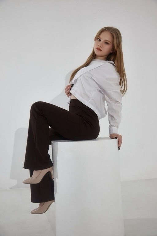 Елизавета П&nbsp;16 лет 82 65_90