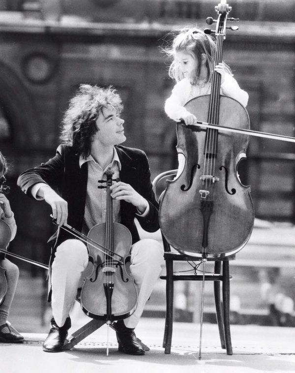 Скрипка. Фотограф для маркетплейсов Михаил Бове