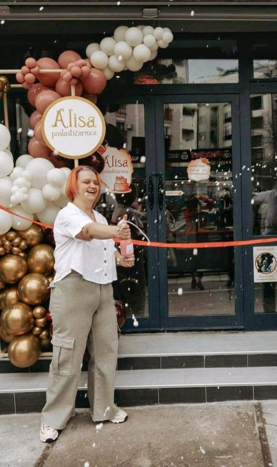 Poslasticarnica Alisa Novi Sad Кондитерская Алиса Нови Сад