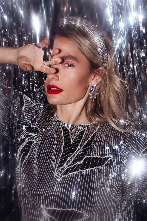 Тренды новогодних съемок 2025. Фотограф в Екатеринбурге Артём Зайнетдинов