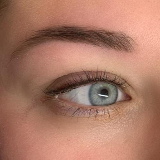 Межресничка. Бровист и Визажист