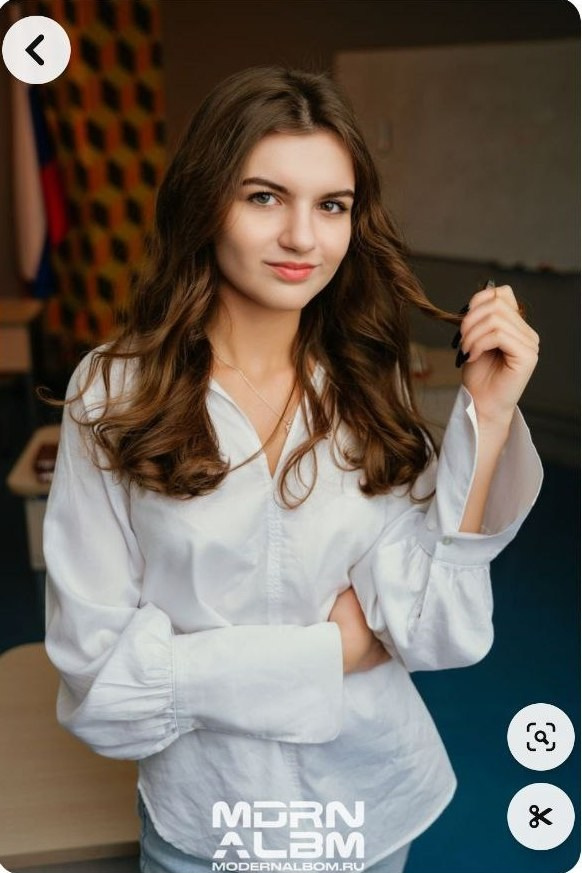 Примеры позировок для школьного альбома в старших классах. Фотограф в Шелехове, лучшие выпускные альбомы в Шелехове