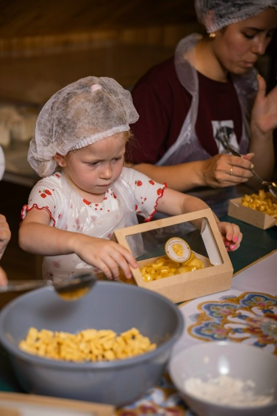 Мастер-класс по приготовлению чак-чака. Портретный фотограф в Казани Тумурзина Камила