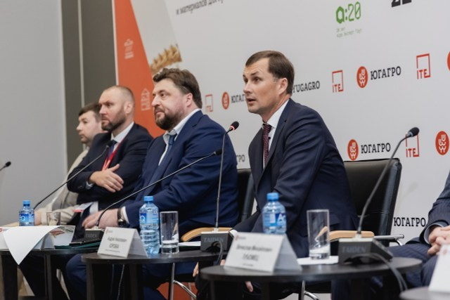 Репортажная фотосъёмка Краснодар , репортажный фотограф Краснодар, фотосъёмка выставки, фото репортаж, фотосъёмка конференция , фотограф Лагута Надежда, репортажный фотограф Краснодар. 