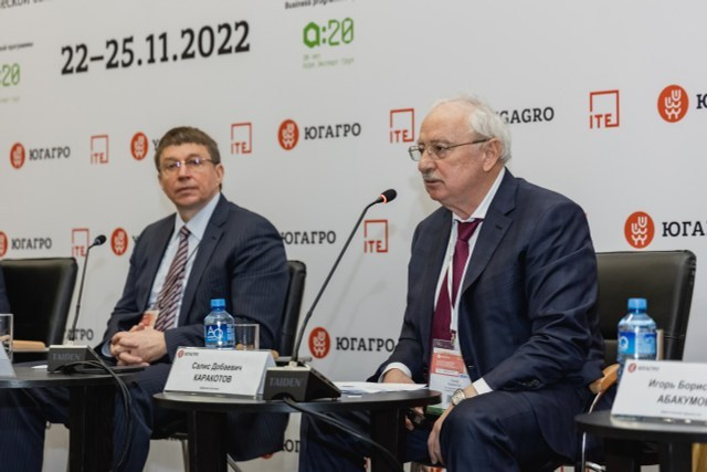 Репортажная фотосъёмка Краснодар , репортажный фотограф Краснодар, фотосъёмка выставки, фото репортаж, фотосъёмка конференция , фотограф Лагута Надежда, репортажный фотограф Краснодар. 