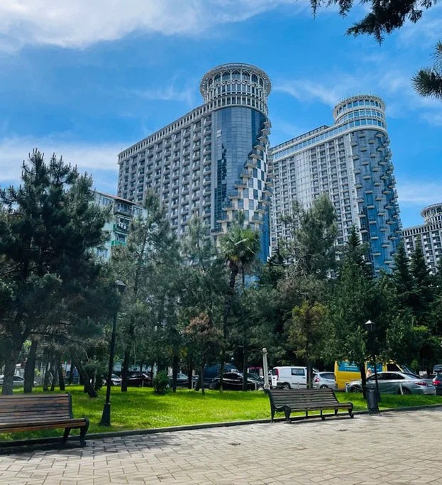 Батуми. Фотограф для маркетплейсов Михаил Бове