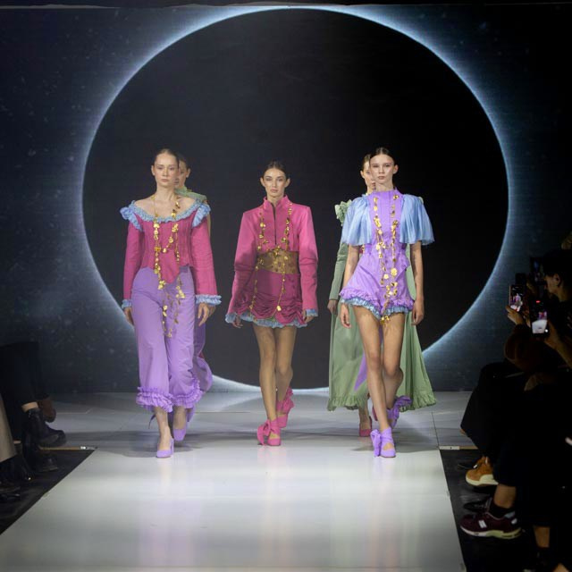 Неделя моды Екб. Фотограф для маркетплейсов Михаил Бове