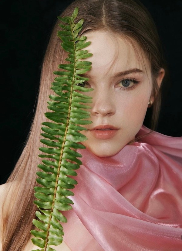 Alina Shmatova. DISTINCTIVE MODEL AGENCY. Модельное агентство специализирующиеся на зарубежном плейсменте моделей