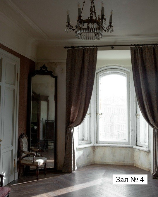 Фотозалы в атмосфере старого фонда. Портретный и семейный фотограф в Санкт-Петербурге Чугунова Анастасия