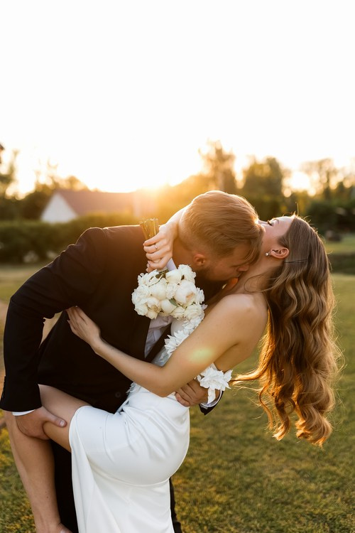 Wedding. Профессиональные фото от Анастасии Глебовой. Переходите на сайт и забронируйте съемку!