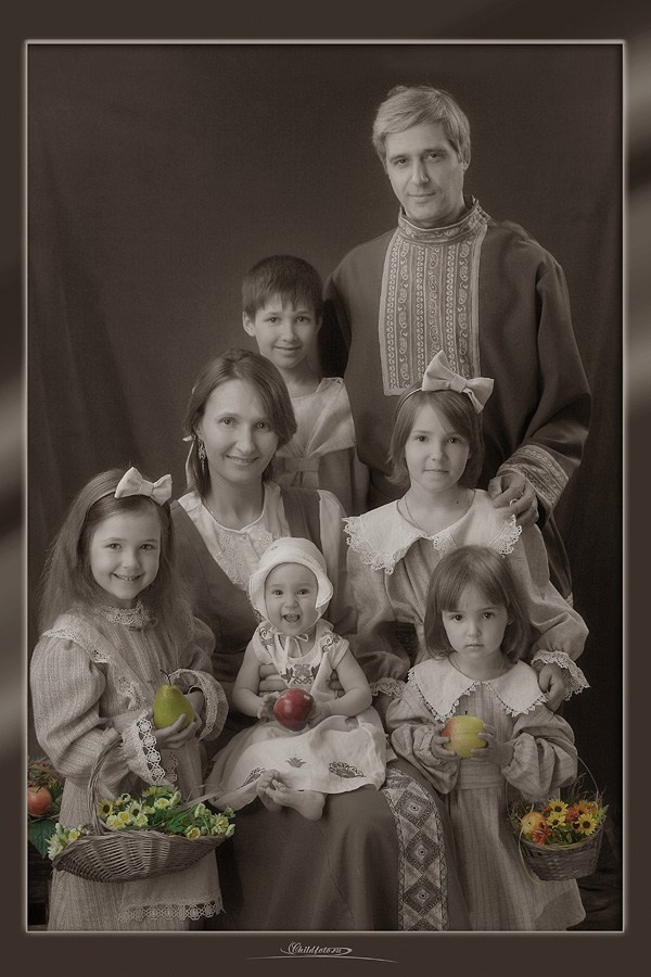 Семейные фотосъемки на выезде и в студии. Skazka.wfolio.pro