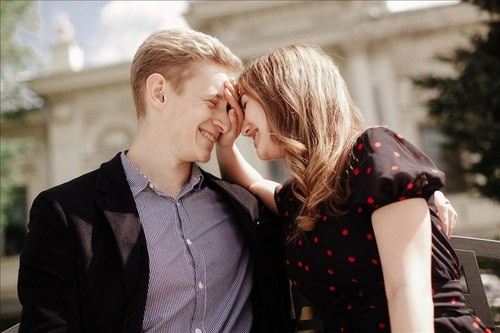 Подборка поз для парной фотосессии