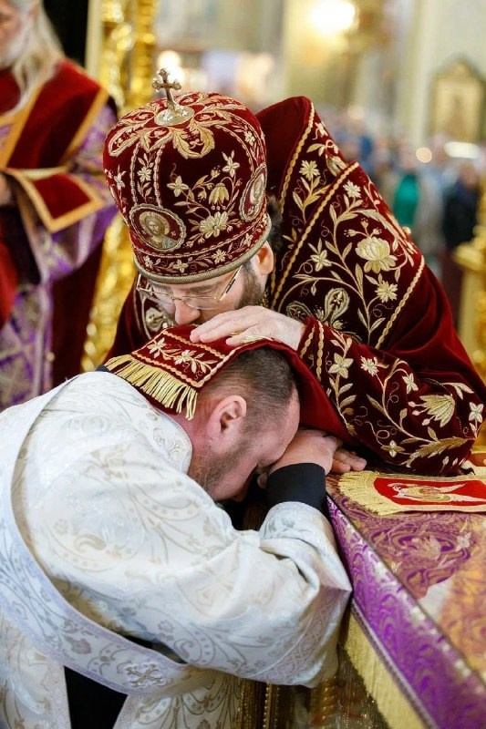 Благочинный Северо-западного округа принял участие в Архиерейском Богослужении в Покровском соборе г. Саратова. Саратовское Северо-Западное благочиние