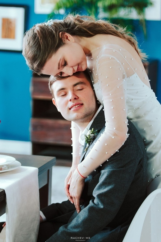 Зимняя свадьба (студия и банкет). Фотограф в Перми Александр Рачев | Выпускные альбомы