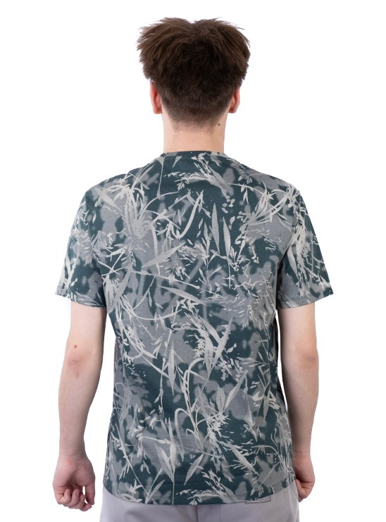 Предметная съёмка мужских футболок. Предметный фотограф в Симферополе Антон Катунин