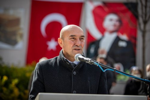 Двери родного дома, 2021, Измир (Турция). Скульптор Сергей Оганов, Беларусь