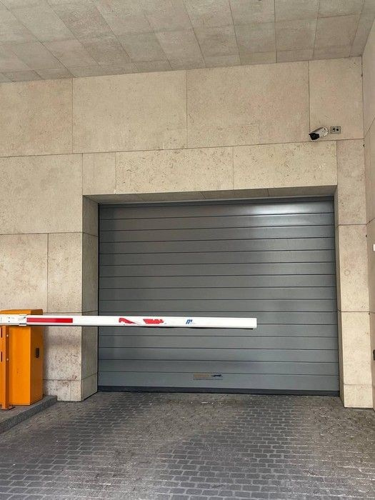 Локация для фотосессии на улице — старинный двор Москвы