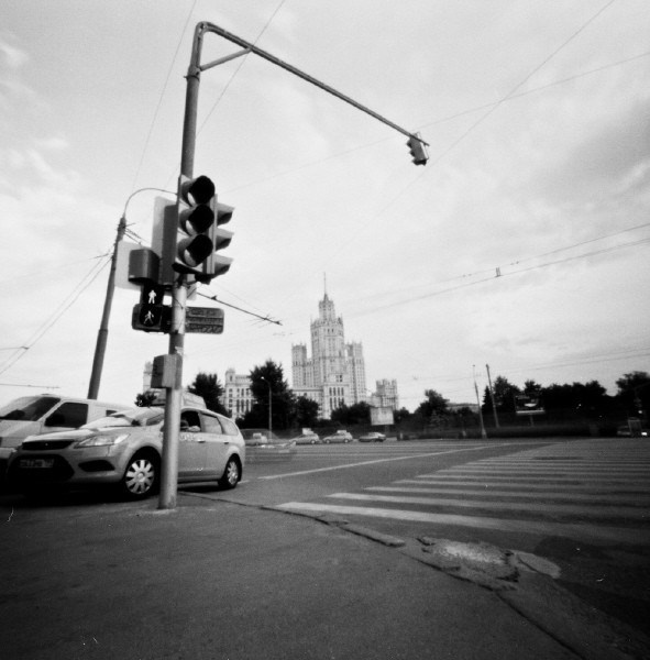 PINHOLE PHOTOS. Портретный и бизнес-фотограф в Москве Андрей Никольский