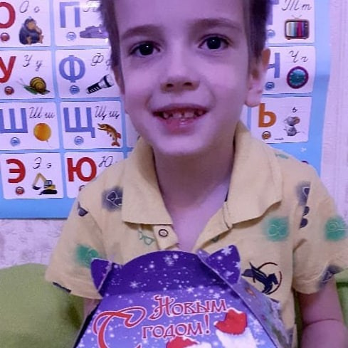 Спасибо нашим спонсорам за новогодние подарки!