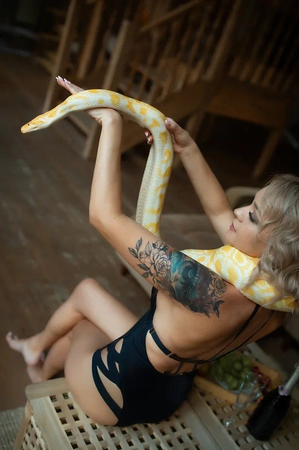 ФОТОдни со змеёй (1). Домашний Семейный фотограф в Москве и Московской Области Лена Ковт