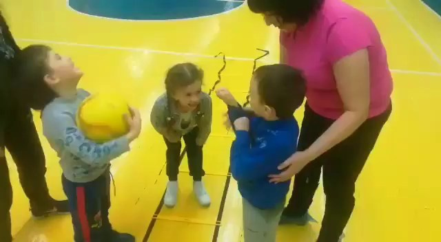 Вот такие веселые занятия проходят у нас в @aksai_orlyata!