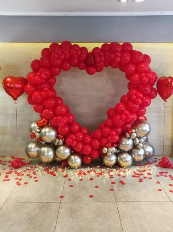 Vjenčanje Devojačko veče Prosidba Dekoracije za vjenčanje Dekoracije za devojačko veče Dekoracije za prosidbu Dekoracija za vjenčanje Dekora. Шары с гелием, фотозоны Нови Сад Белград. Balone i dekoracije od balona Novi Sad Beograd