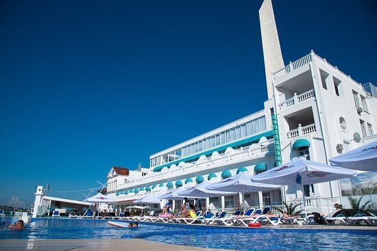 Самые красивые локации города Севастополь. Где пофотографироваться в Севастополе? Локации для фото. 1 место. Первое место. Место. Бывшее мес. Профессиональная фотосъемка в Крыму. Натуральные эмоции и живые кадры. Забронируйте дату прямо сейчас!