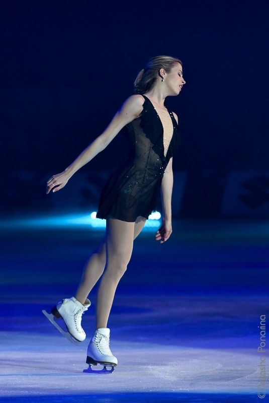 Carolina Kostner. Florence Ice Gala 2018. Russian figure skating photographer from Saint-Petersburg