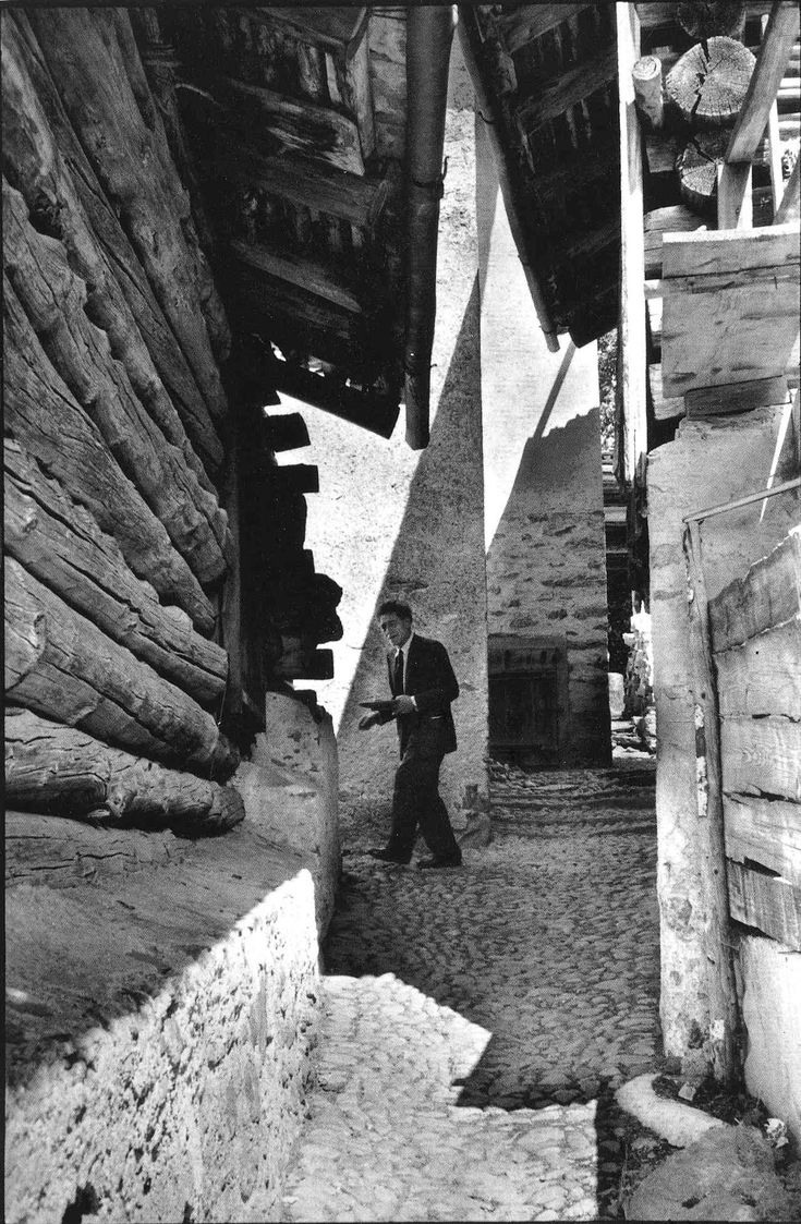 Фотограф Денис Зимин в области выпускного альбома в Ростове-на-Дону. Выпускные альбомы, фотограф Денис Зимин в городе Ростове-на-Дону