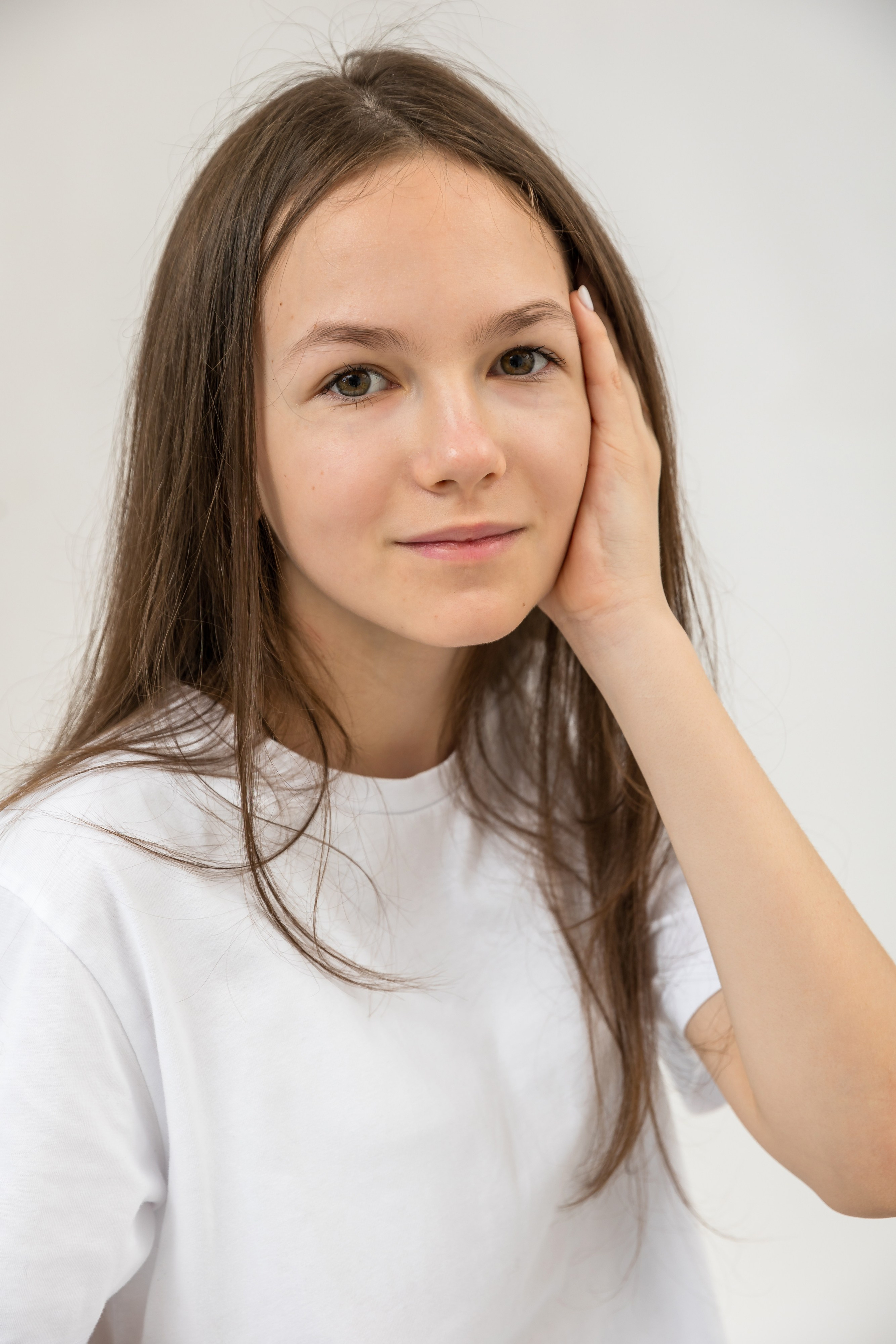 База моделей. Модельное Агентство Alma Model Management