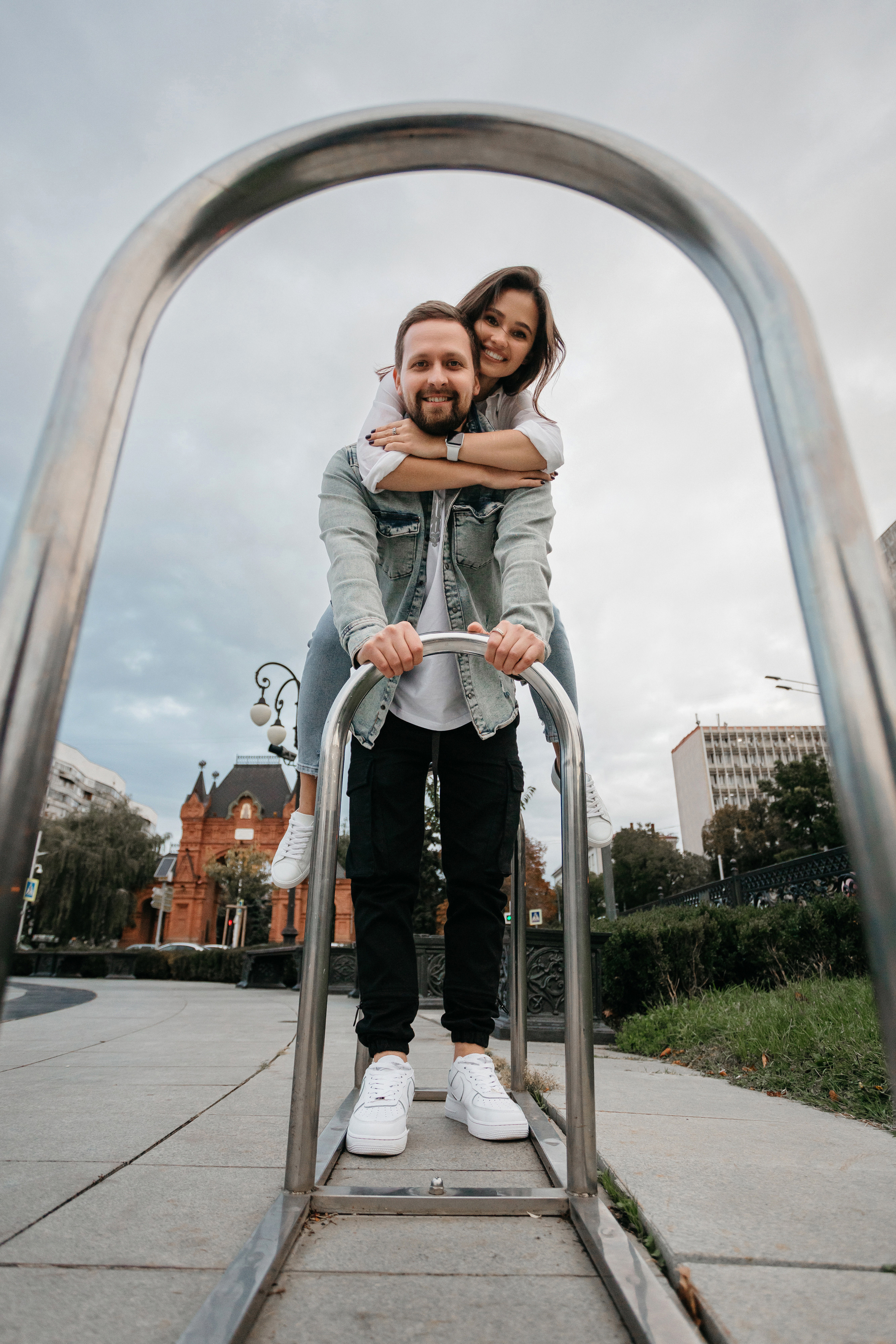 Свадебный, семейный, интерьерный фотограф в Краснодаре Денис Голощапов