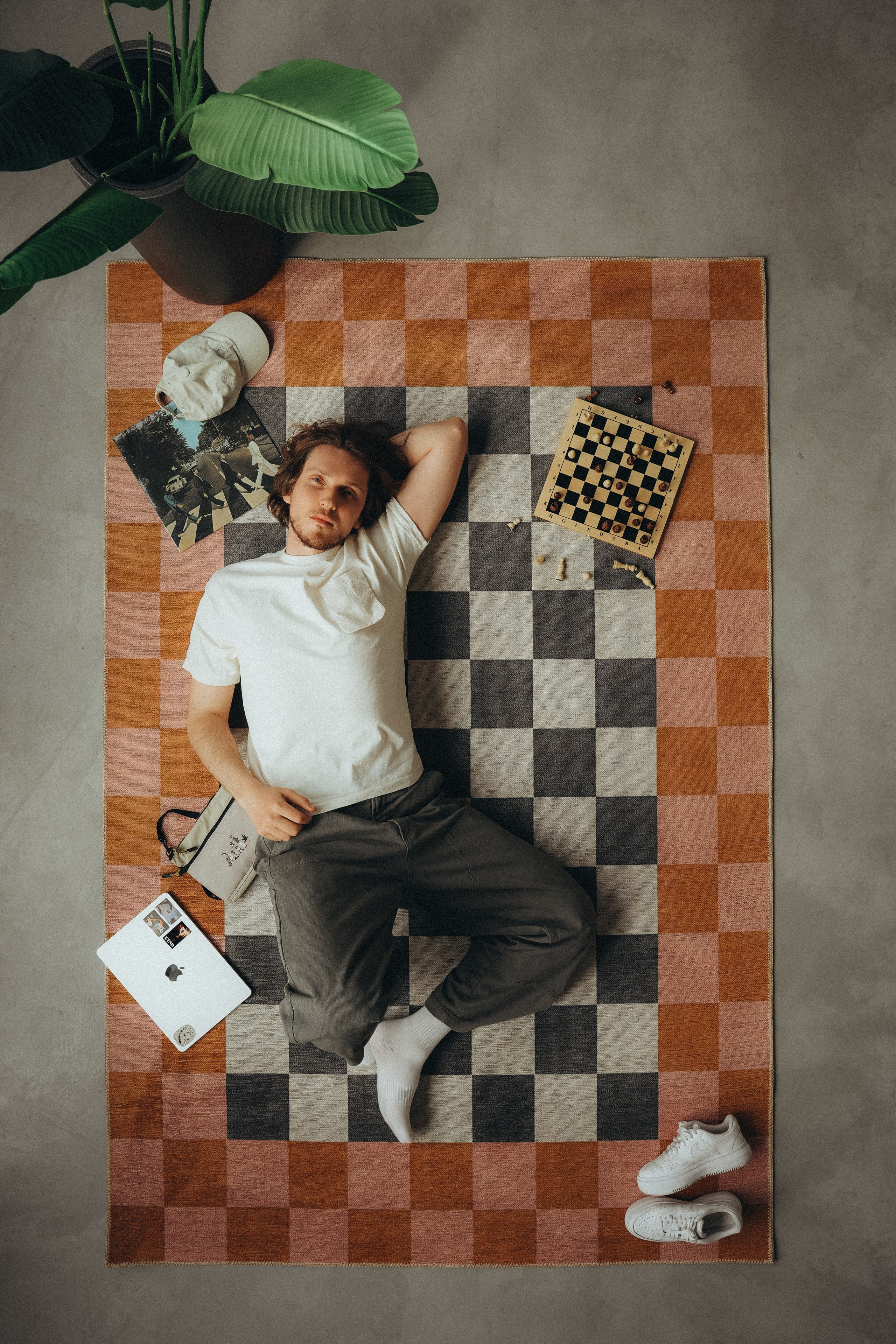 проектная фото и видеосъемка для брендов одежды, кофеен и локальных брендов