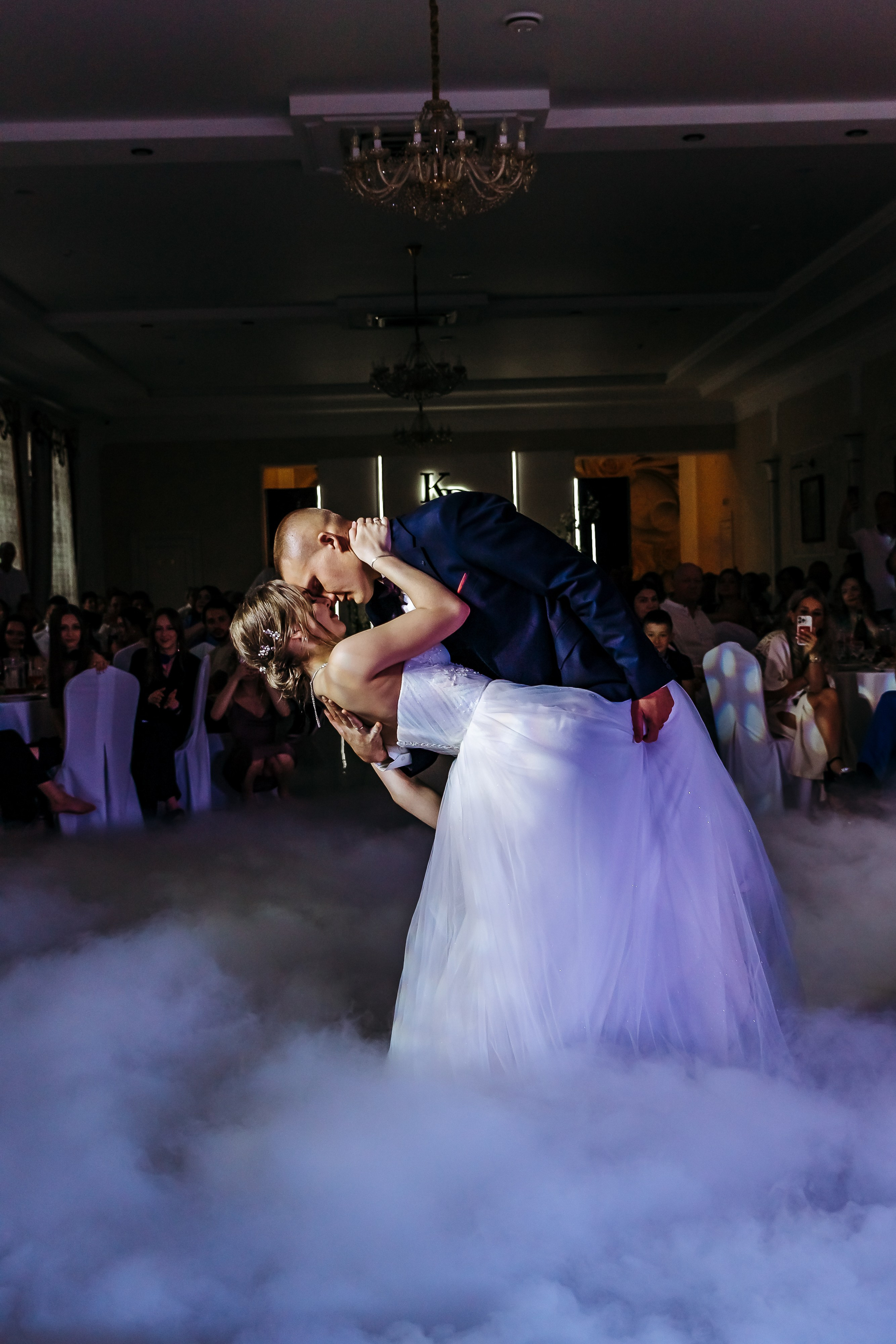 Свадебная церемония под открытым небом – волшебный день любви, запечатленный в самых ярких цветах