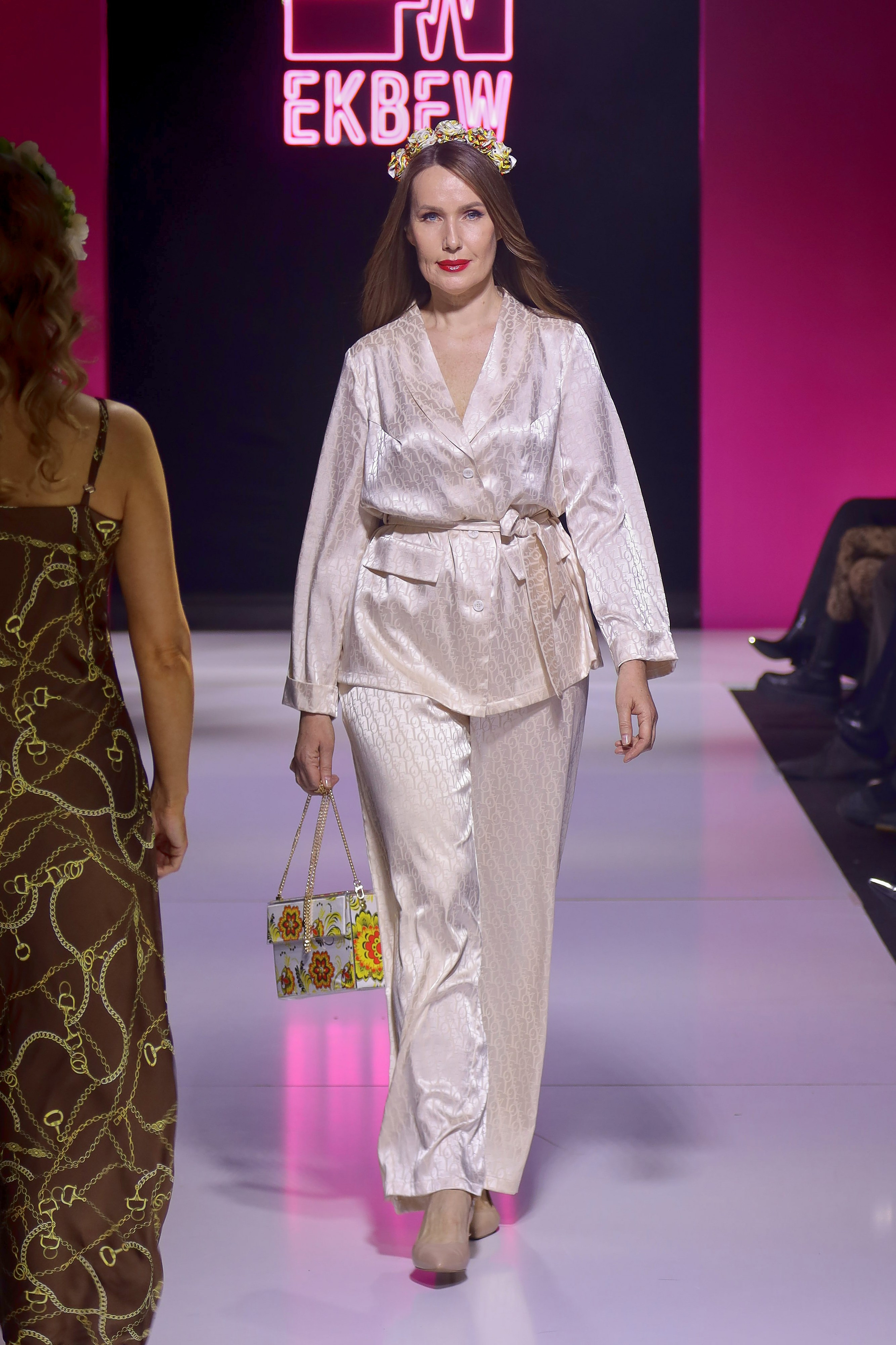 Неделя моды в Екатеринбурге 12.03.2025. Бренд одежды IriS