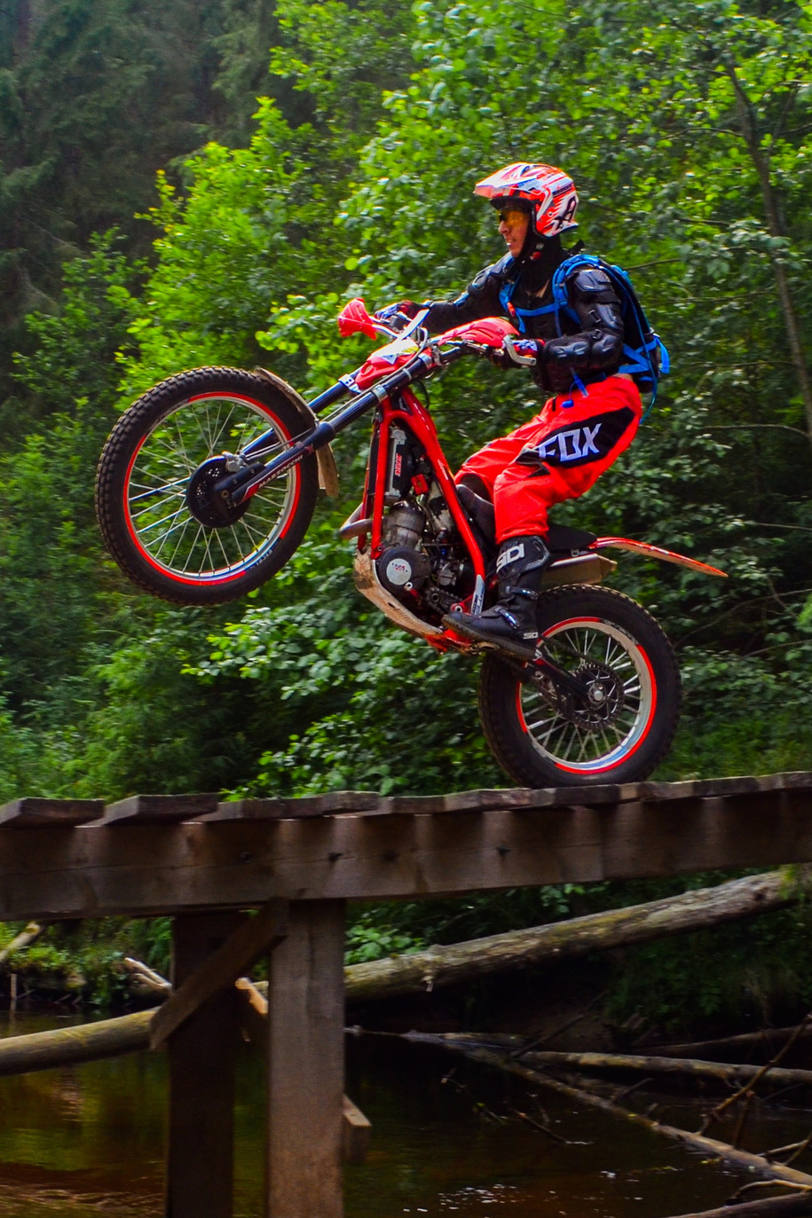 CountryCross. BraapBroom Media Group