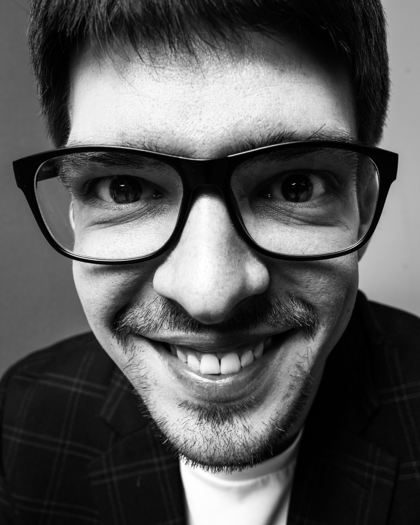 Я тоже волнуюсь перед фотосессией. Портретный фотограф в Москве Александр Зубков