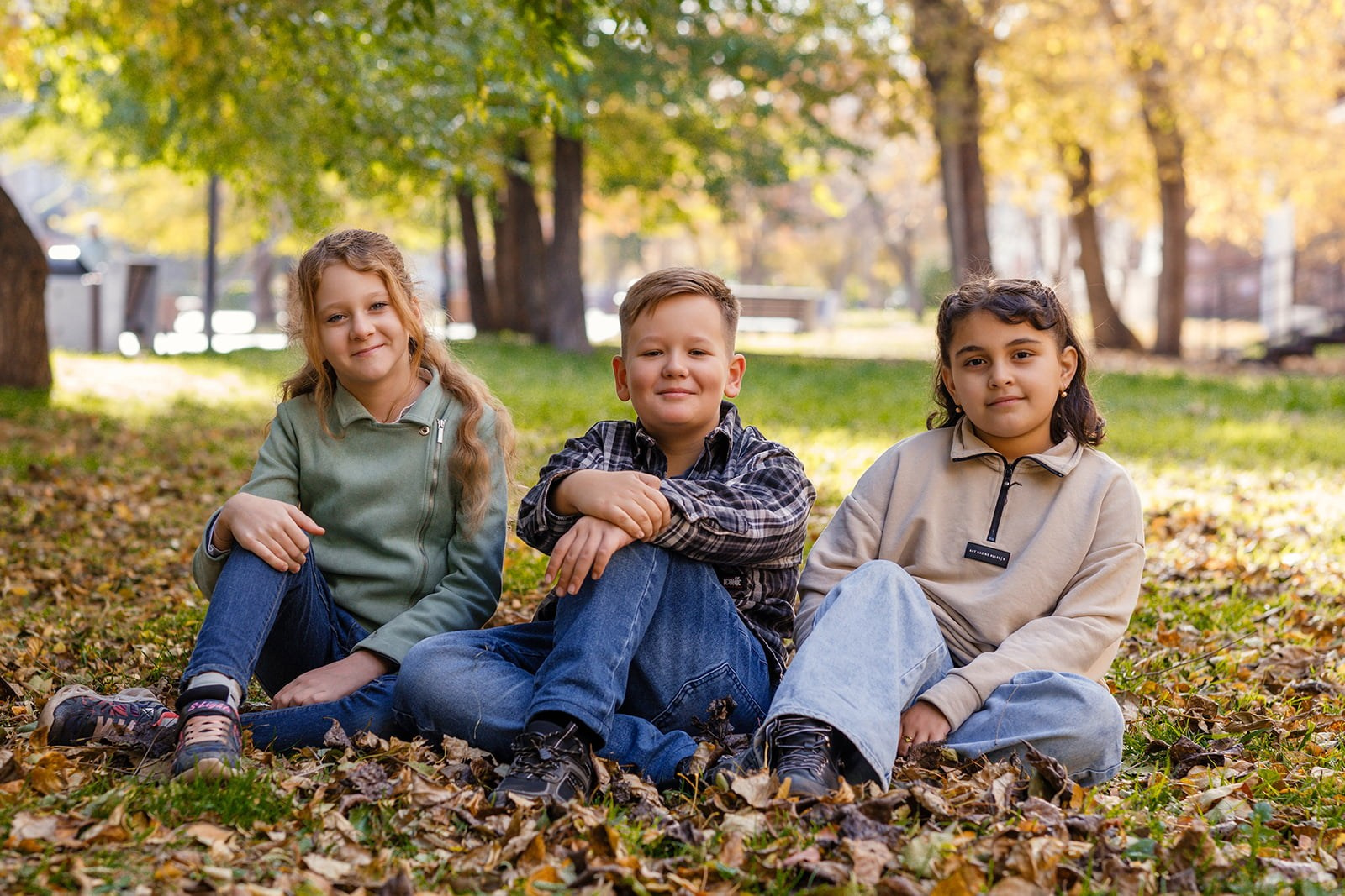 Осенняя фотосессия для выпускного альбома 11а класса 8 гимназии. СИГМА | Студия выпускных альбомов Красноярск
