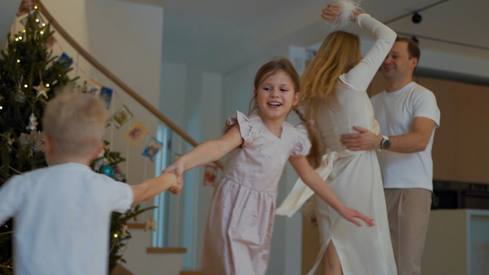 Видеограф и фотограф Ярослава Лопухина