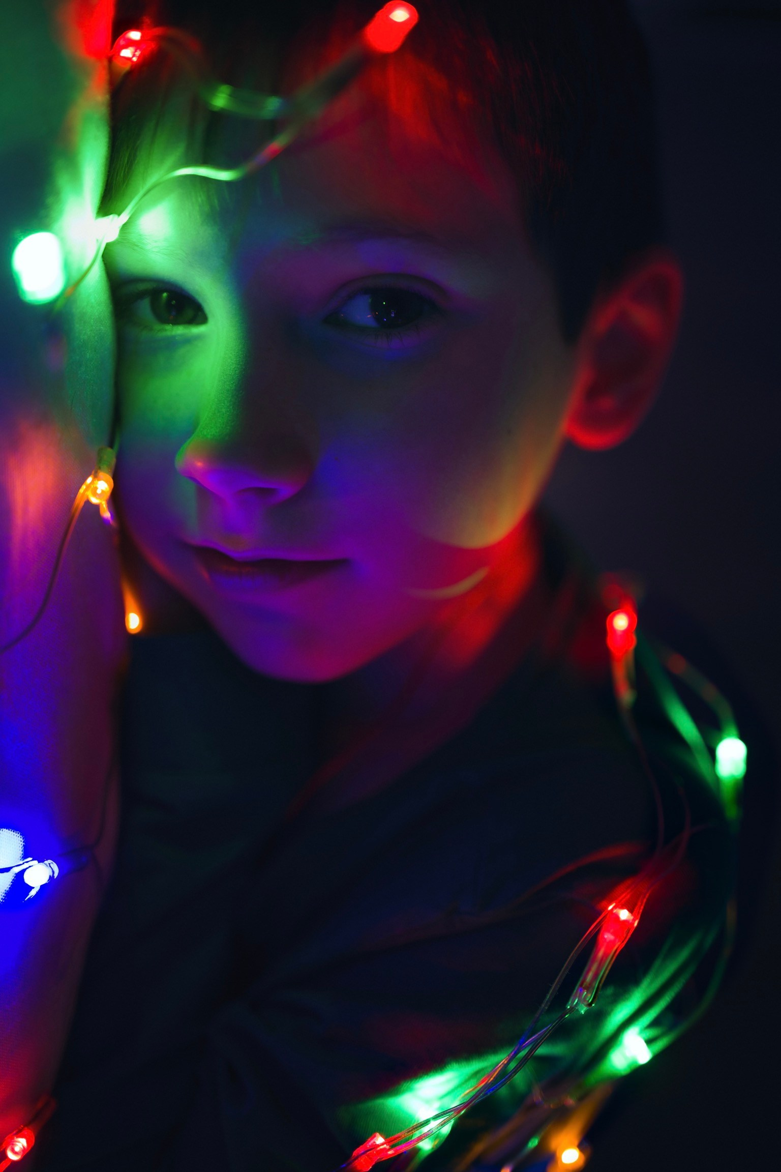 Эффектный свет в портрете глазами нашего фотосообщество. FOTOFAQ SKOOL г. Санкт-Петербург: очные, дистанционные и онлайн курсы фотографии