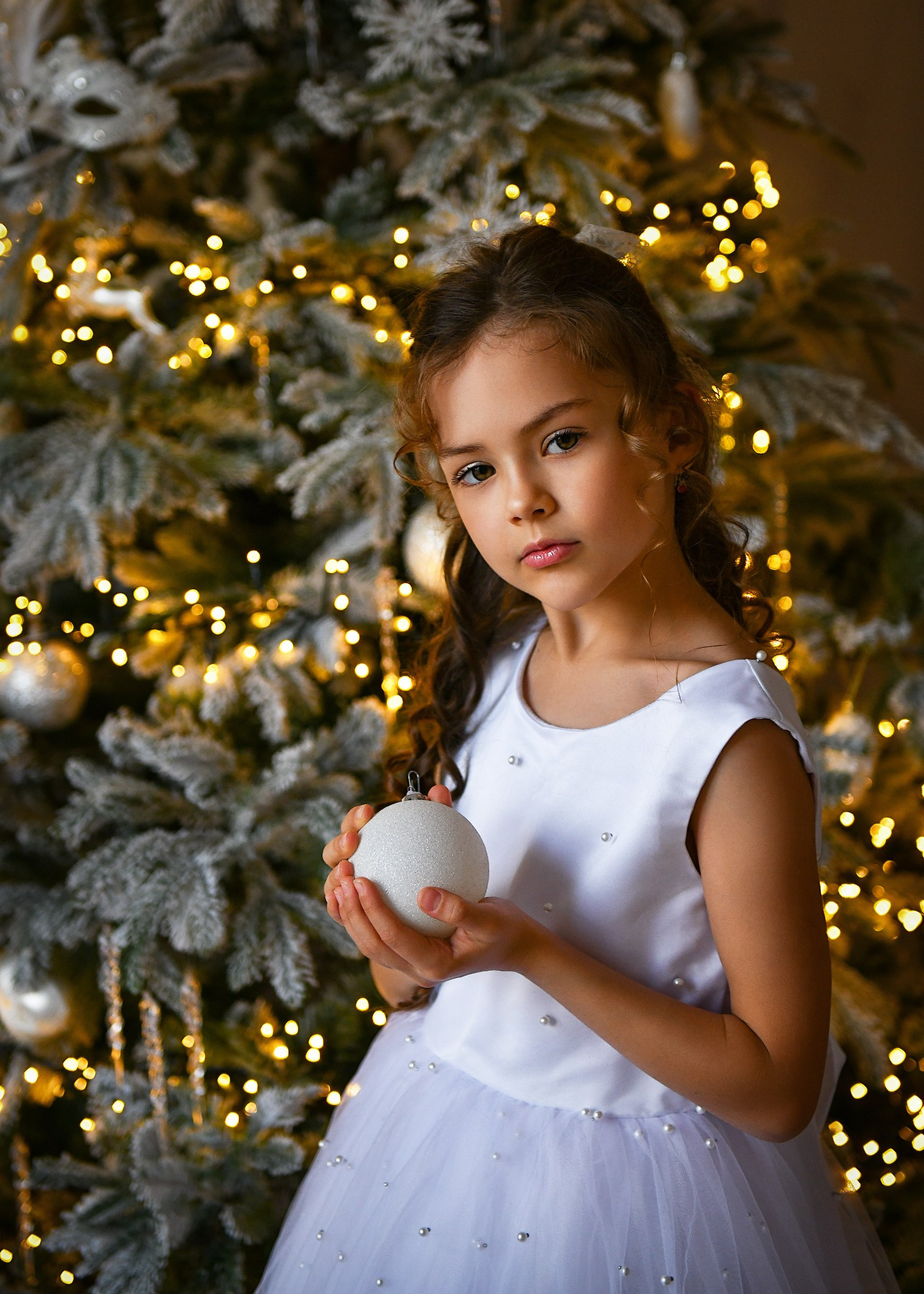 Фотограф Воронеж Елена Николайчик. Портретный и контент фотограф, имиджевая фотосессия, контент, визуал, контентная фотосессия, студийная фотосессия, детская фотосессия, новый год, новогодняя фотосессия.