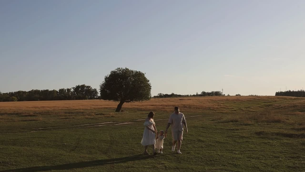 Семейная видеосъемка. Фотограф и видеограф Елена Лисина