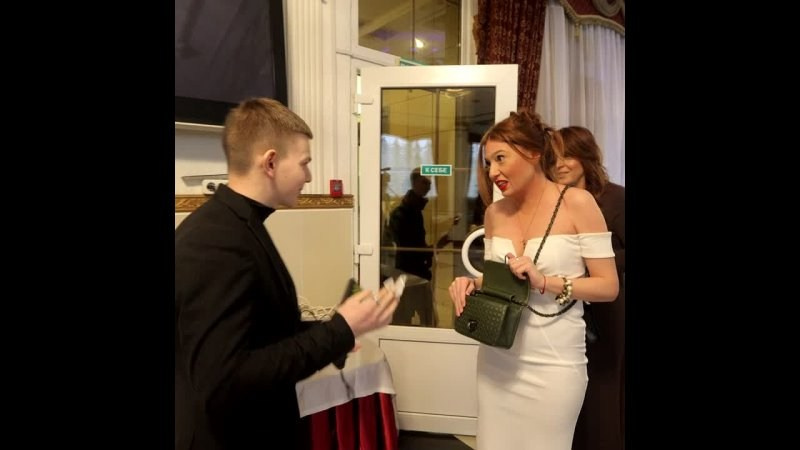 АРТИСТЫ ОТ. Ведущий на праздник в Москве / Денис Аганин