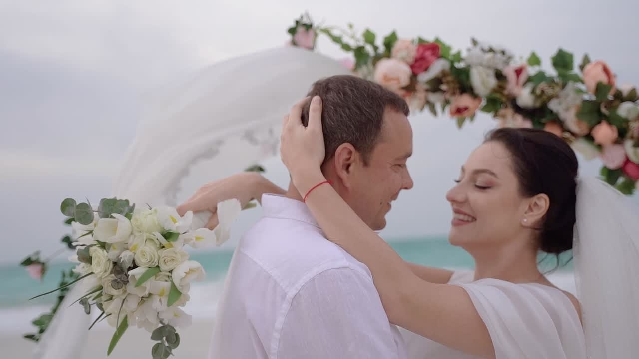 Свадебный видеограф в Москве | цены 2026. Фотограф и видеограф в Москве и Абу Даби Мария Кулагина