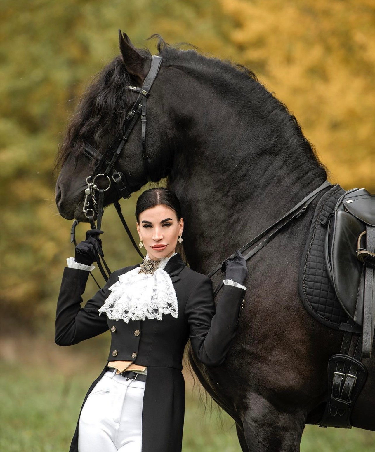 Индивидуальная фотосессия с лошадью в Подмосковье