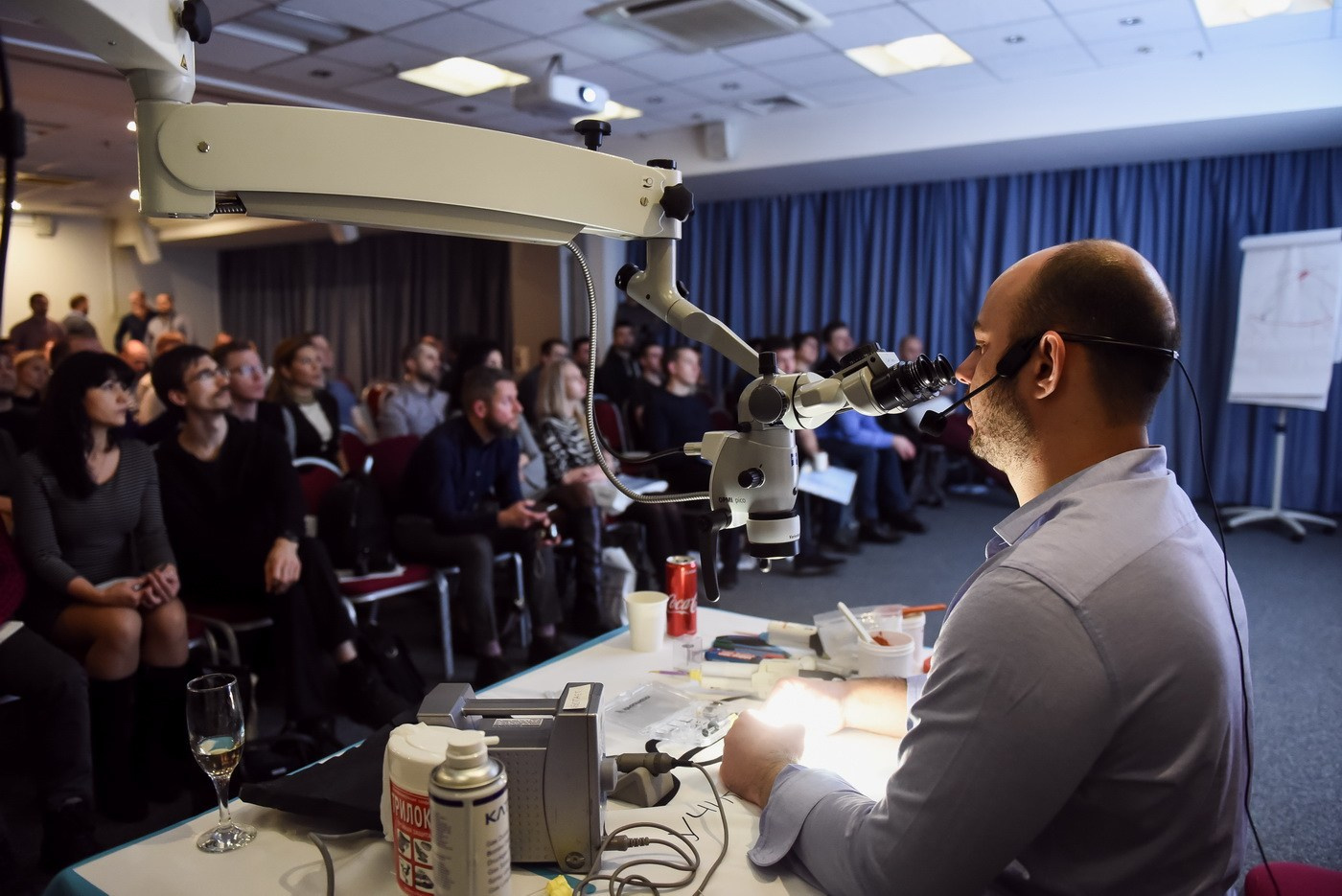Курсы и тренинги. Анастасия Петрович фотограф, фотокорреспондент в Москве и Санкт-Петербурге. Фотосъёмка репортажа, мероприятия, корпоративная съёмка, контент