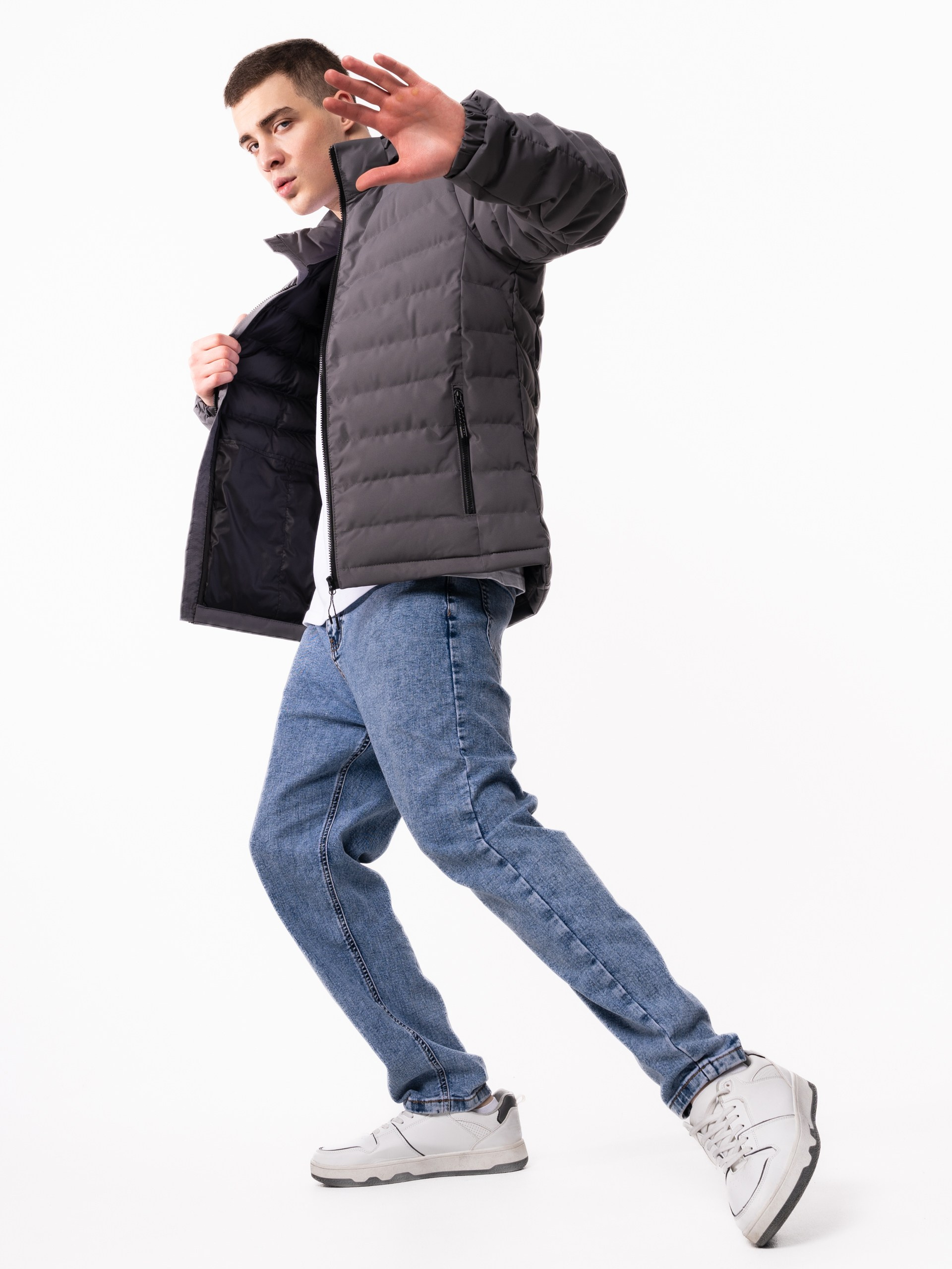 Контакты CREATIVO PROD. Фото для маркетплейсов — CREATIVO.PROD Москва