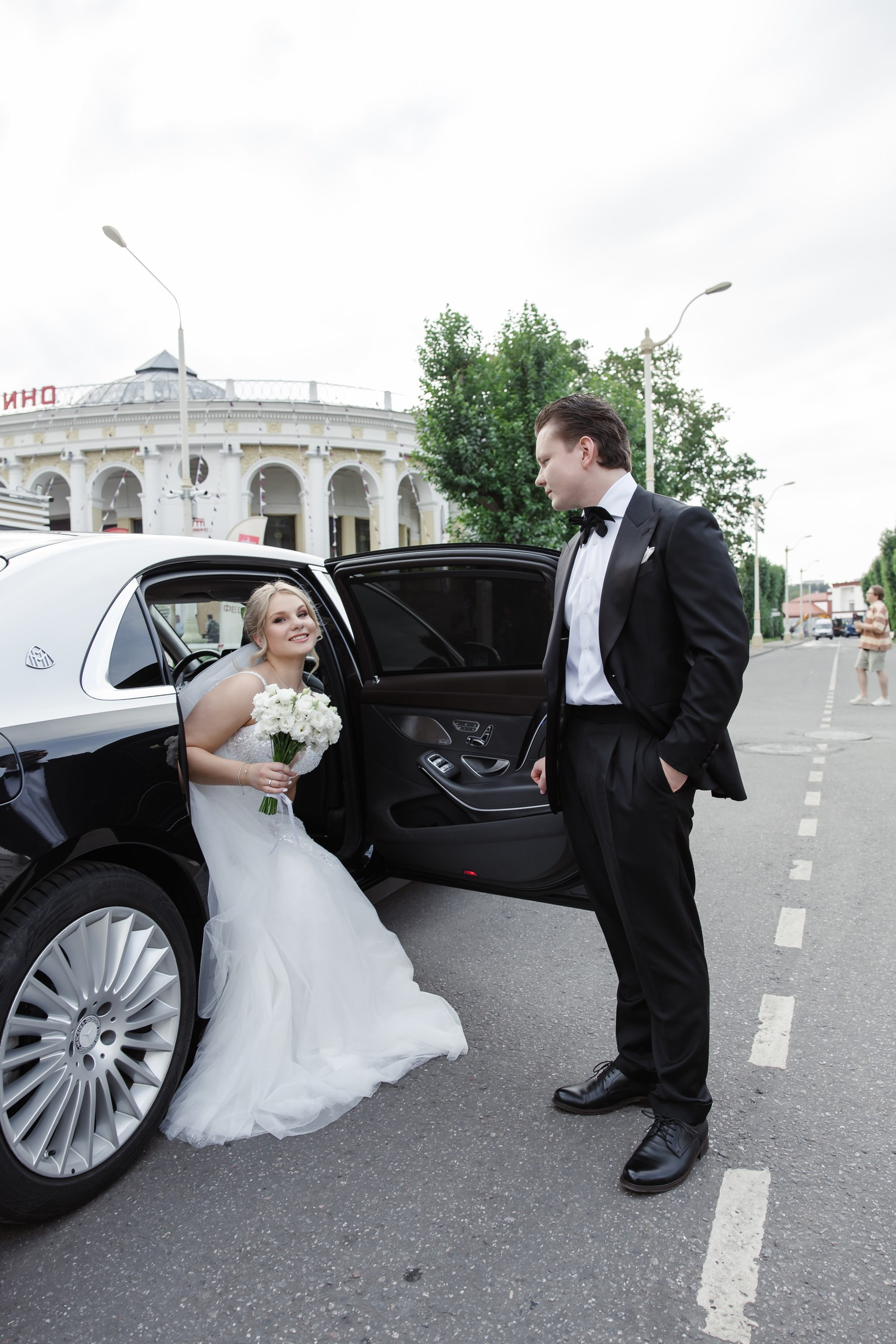 Свадьба до 100 тысяч рублей с гостями: реально ли? Полный гид по бюджетному торжеству. Фотограф, видеограф на свадьбу в Москве Никита Назаров