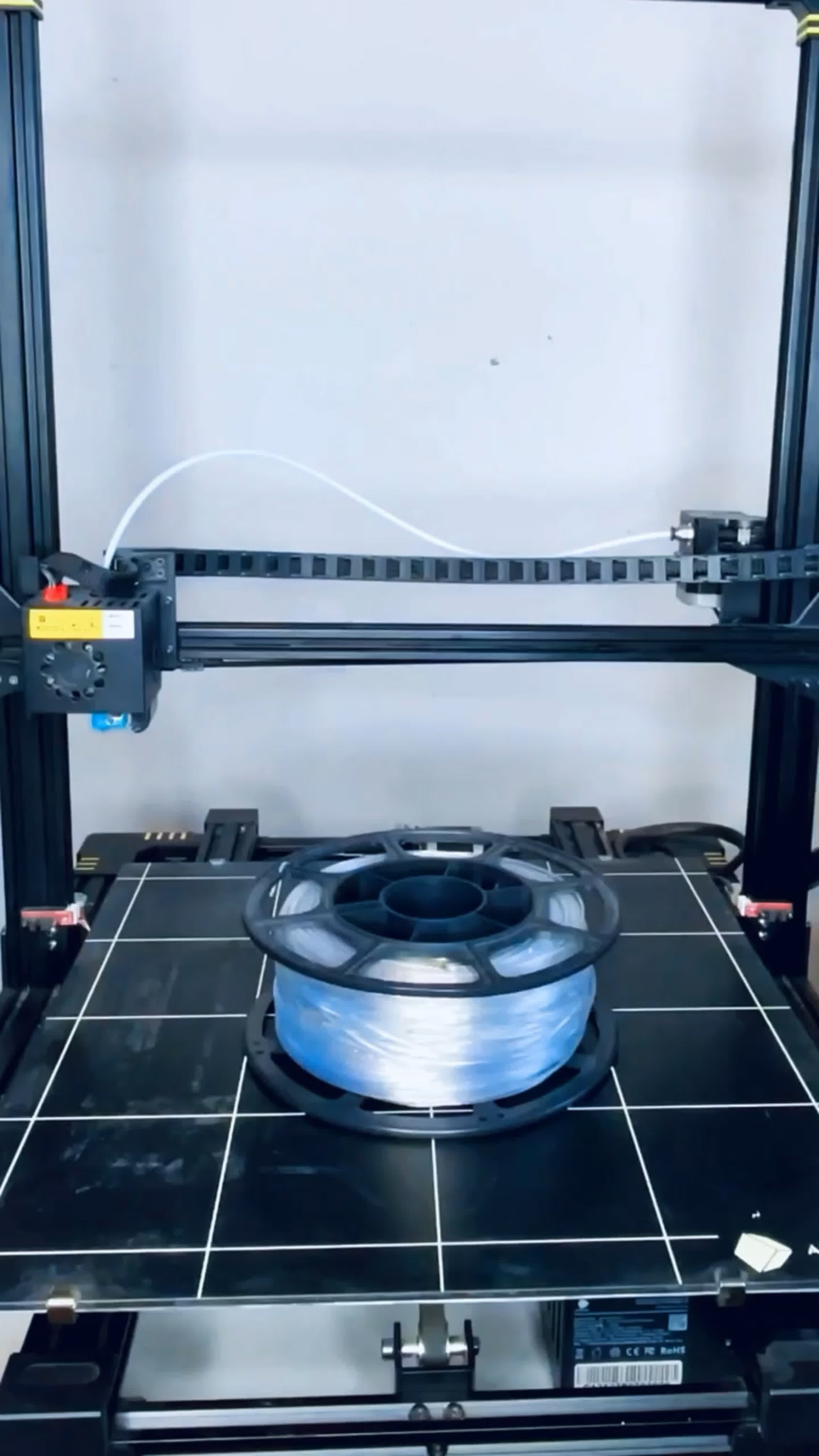 Переработка пластика. Саша Малышева ● Художник