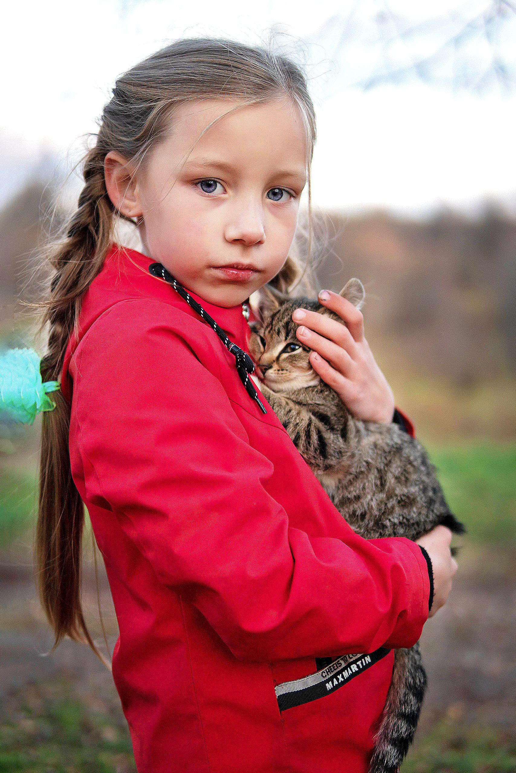 Надя и&nbsp;Катя нашли котенка